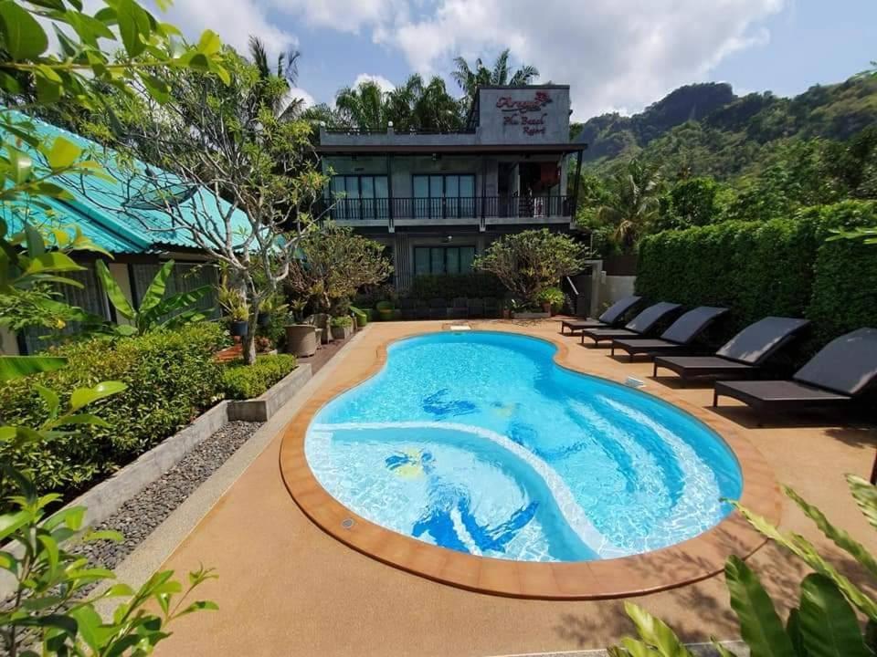 Areeya Phubeach Resort Coliving Coworking Ao Nang Экстерьер фото