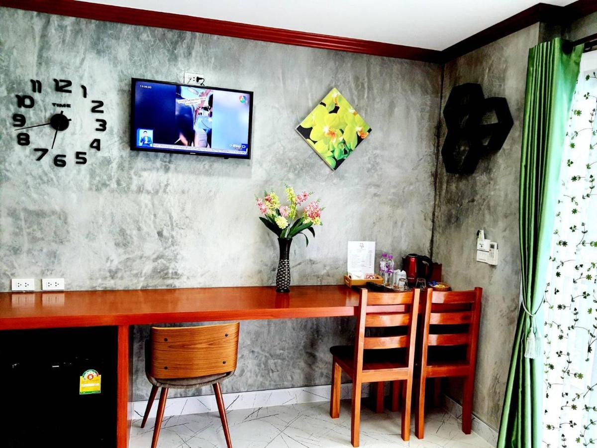Areeya Phubeach Resort Coliving Coworking Ao Nang Экстерьер фото