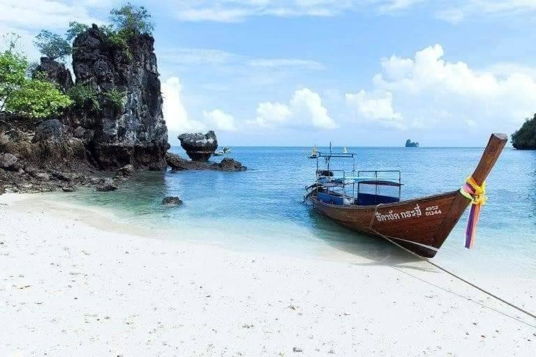 Areeya Phubeach Resort Coliving Coworking Ao Nang Экстерьер фото