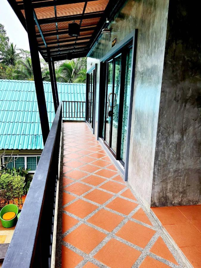 Areeya Phubeach Resort Coliving Coworking Ao Nang Экстерьер фото